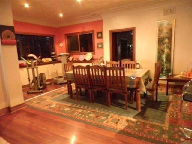 Relaxed Atmosphere 15 minutes to City on the Bus