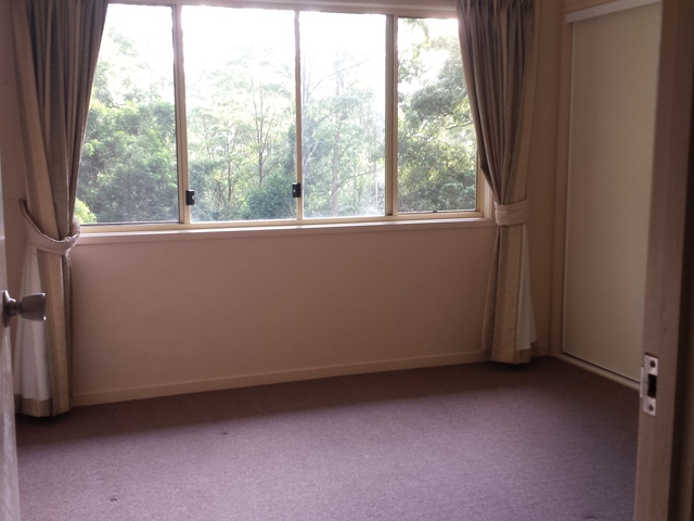 Looking For a Housemate