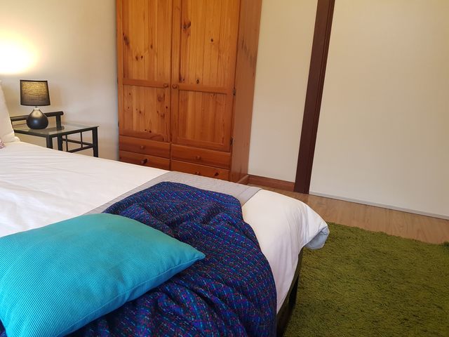 Toasty Room for Rent in Avondale Heights Available Now!