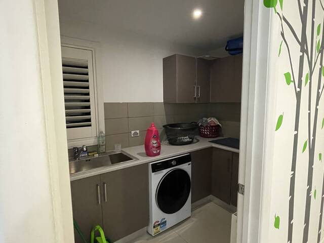 4 bedrooms, 3 bathrooms, 2 living rooms (and a pool)