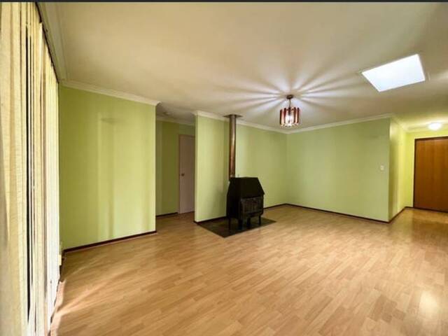 Two rooms and own bathroom LEEMING