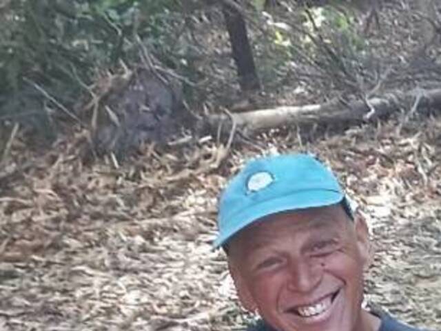 Guy Gatineau is looking for a room in Sydney