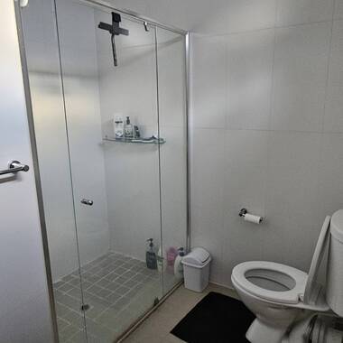 Northbridge big and bright room