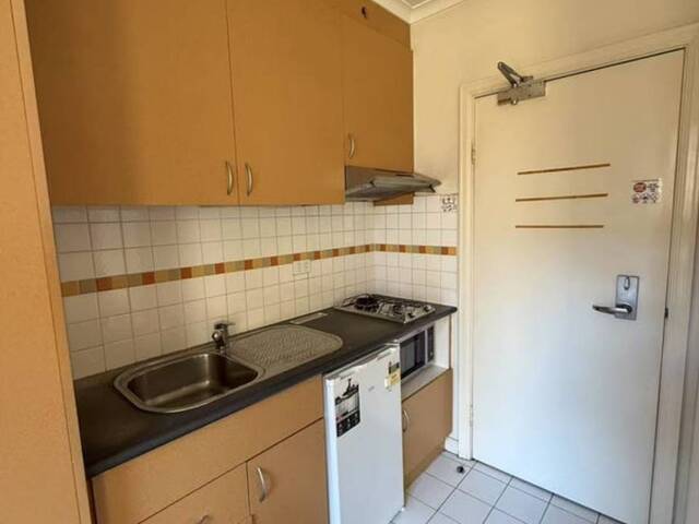 Furnished Studio in the Heart of Melbourne CBD