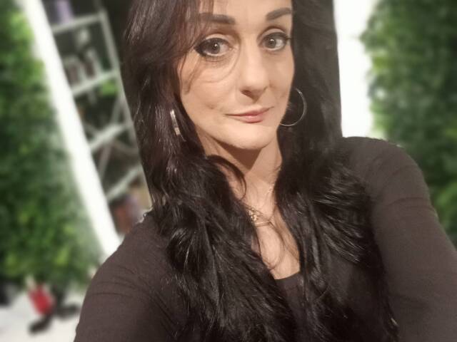 Sarah & Phillip Beet is looking for a room in Melbourne