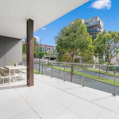 Private room with shared bathroom