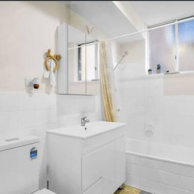 2 x large spacious bedrooms for rent in KINGSWOOD