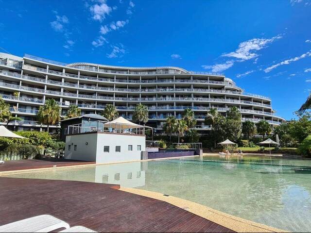 Furnished room with own bathrroom and waterviews