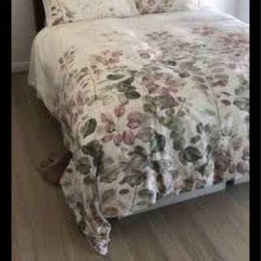 Cozy room for rent