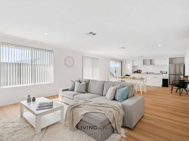 Brand New Studio Room – Beachside