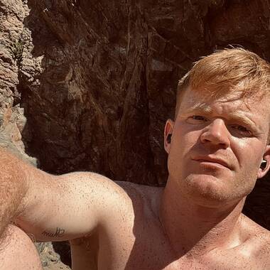 Henry Caves is looking for a room in Melbourne