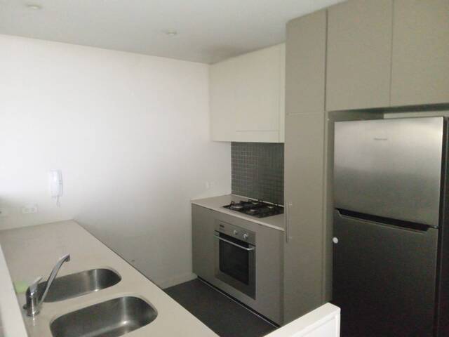 PACIFIC SQ 5 MINS UNSW 0433...