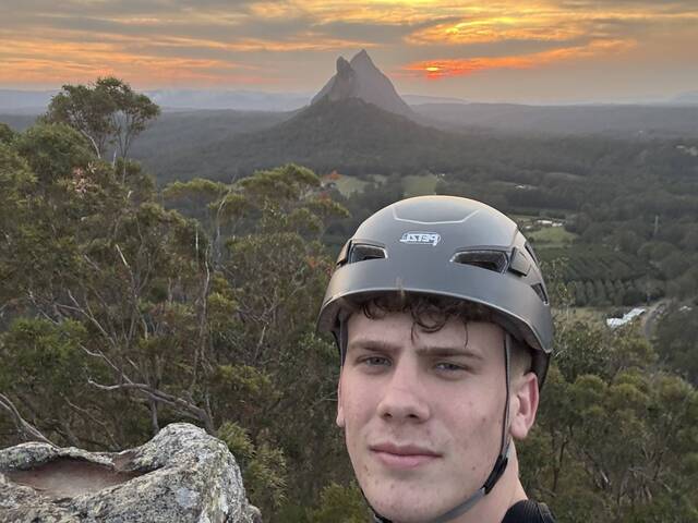 Dylan is looking for a room in Brisbane City