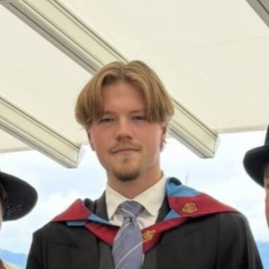 Will is looking for a room in Perth