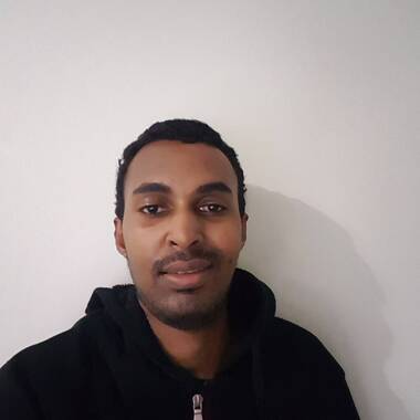 Zakaryas is looking for a room in Melbourne