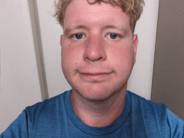 David Mcnae is looking for a room in Adelaide
