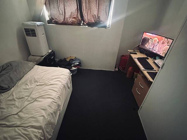 Room for rent in shared apartment