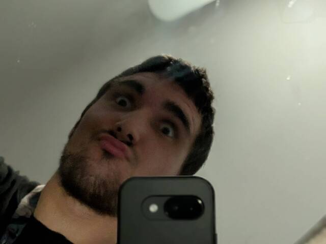 Scott Parlane is looking for a room in Brisbane