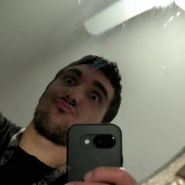 Scott Parlane is looking for a room in Brisbane