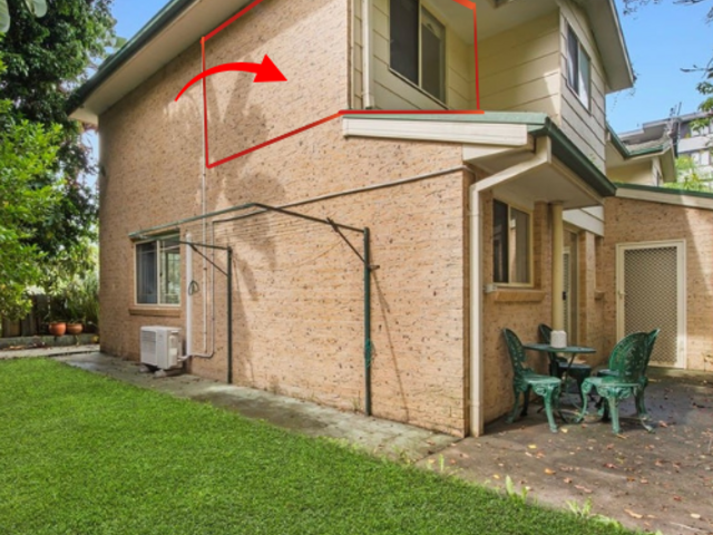 Room for Rent in Comfy Spacious Townhouse walk to Gosford Station