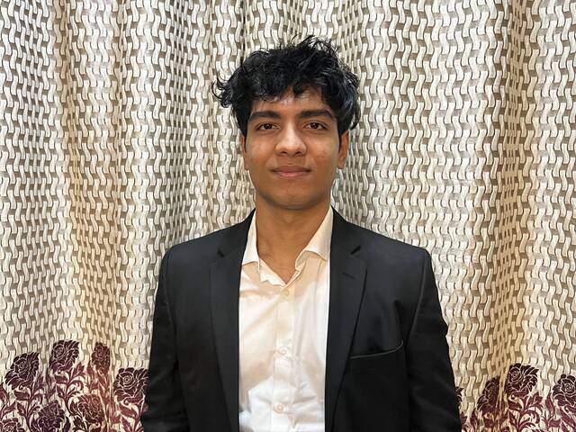 Vedant is looking for a room in Sydney