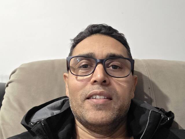 Hassan is looking for a room in Perth