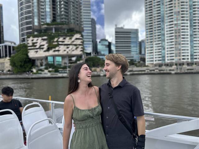 Simon is looking for a room in Brisbane