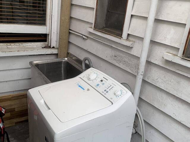 1 bedroom unit close to Footscray Station