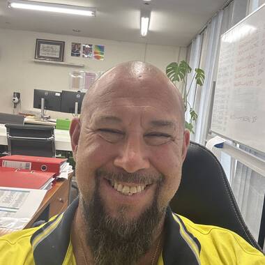 Matthew is looking for a room in Melbourne