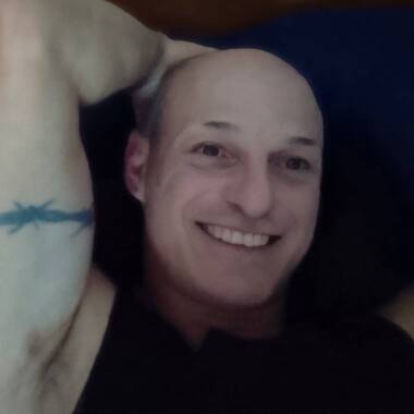 Aldo Zamparelli is looking for a room in Adelaide